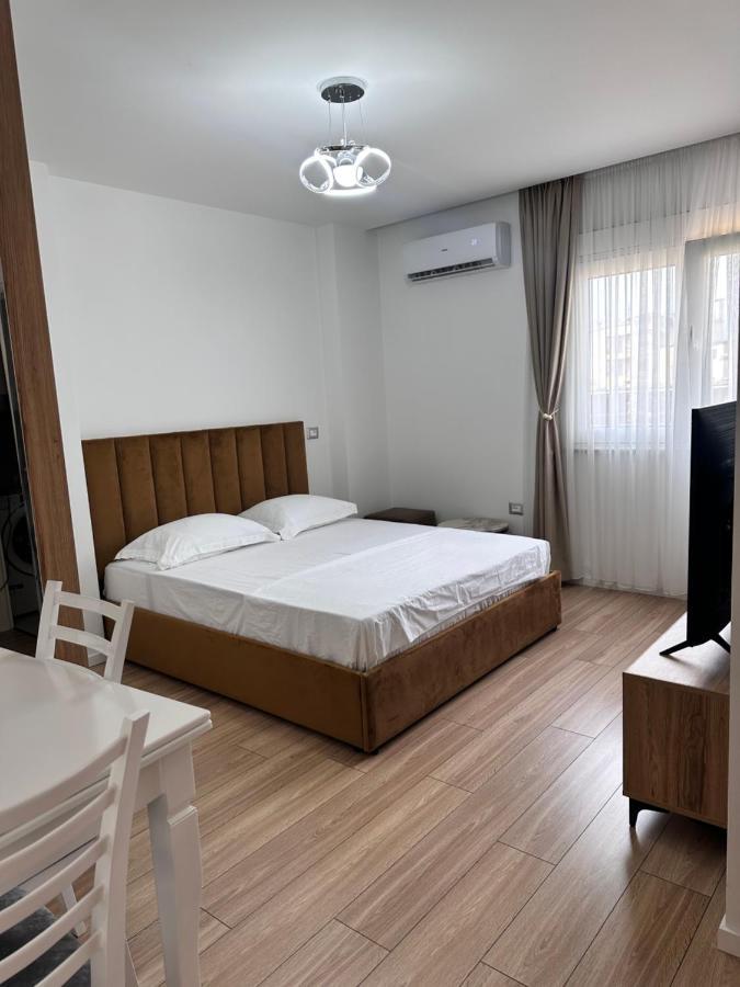 Studio City Center Tirana Bagian luar foto