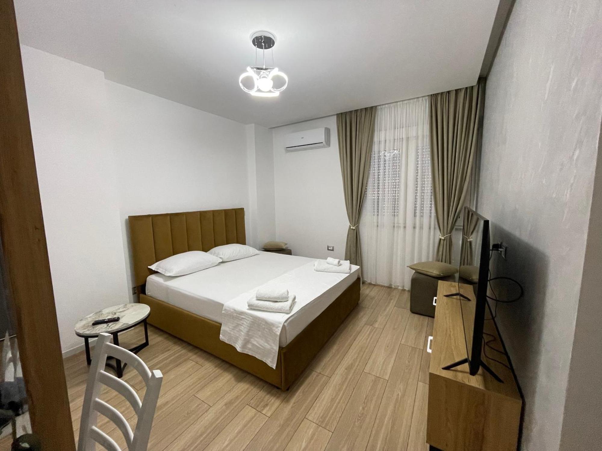 Studio City Center Tirana Bagian luar foto